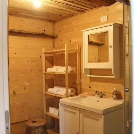 Tabia Di Francesca - Fienile Tra Le Montagne Silenziose Apartman *