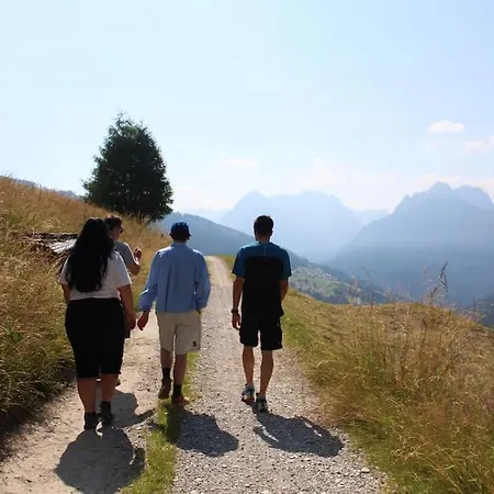 Tabia Di Francesca - Fienile Tra Le Montagne Silenziose * Candide